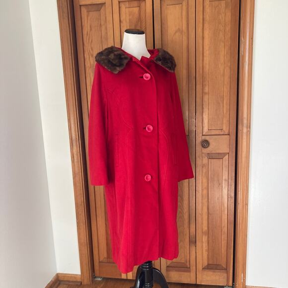 Vintage Jackets & Blazers - Vintage Penn Craft Red Wool Coat With Fur Collar, Size S/M